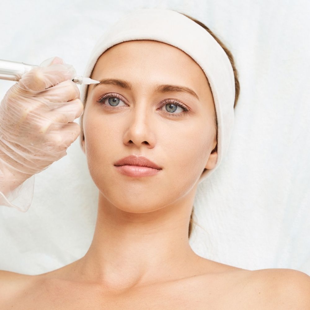 permanent makeup eyebrow